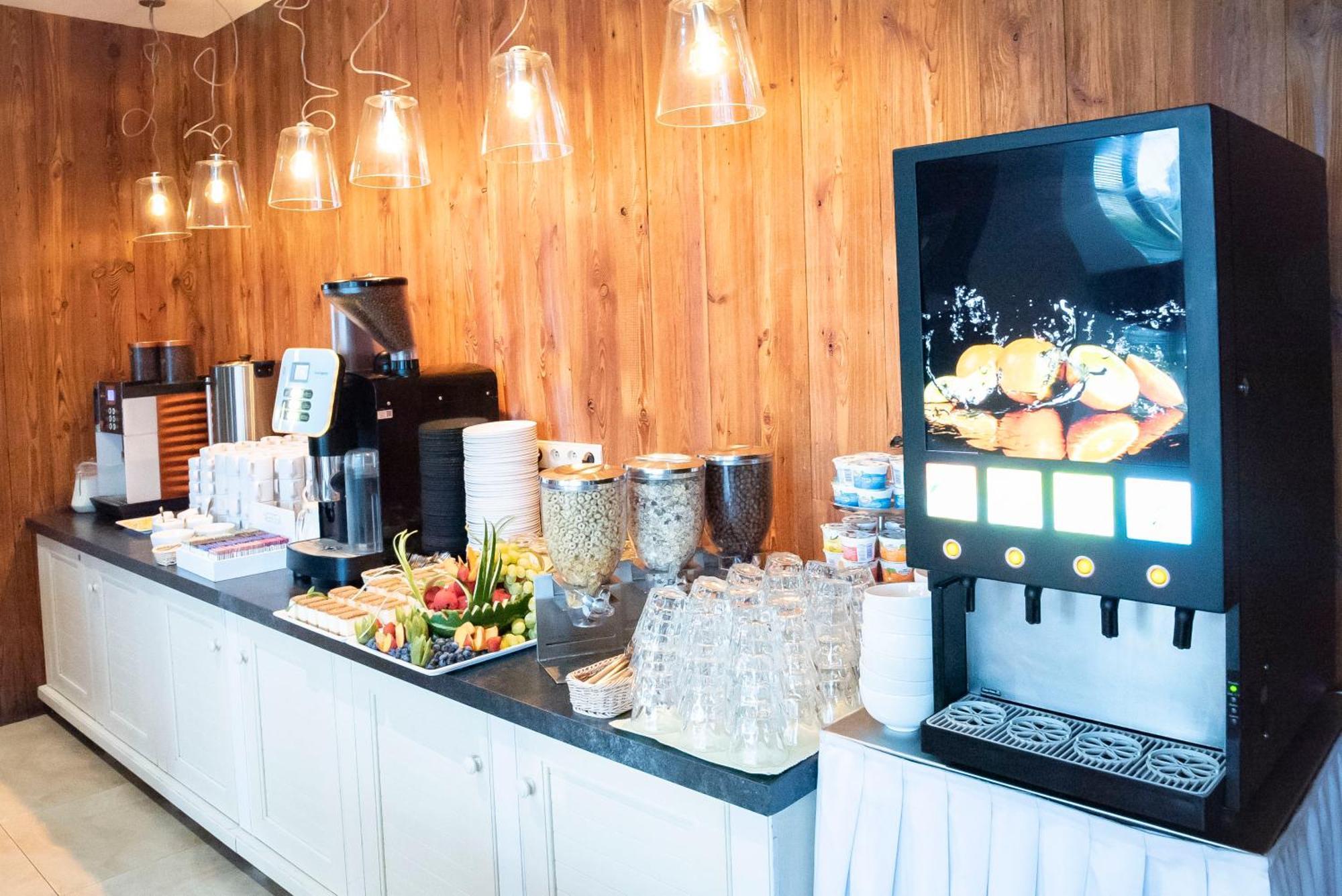 Hotel Szafir Jastrzębia Góra Buitenkant foto