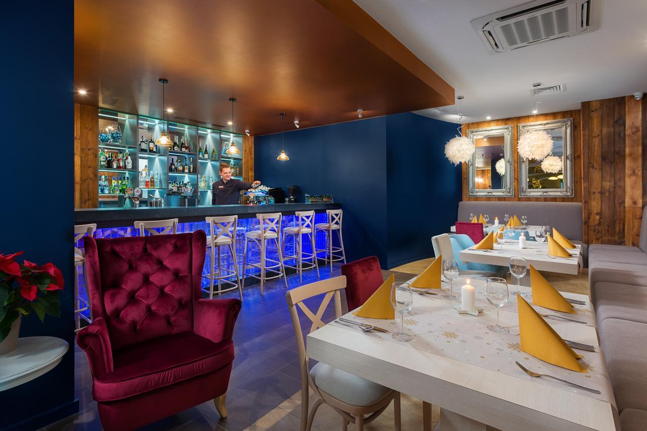 Hotel Szafir Jastrzębia Góra Buitenkant foto