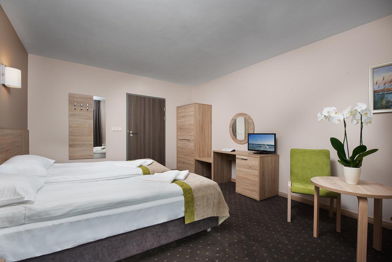 Hotel Szafir Jastrzębia Góra Buitenkant foto