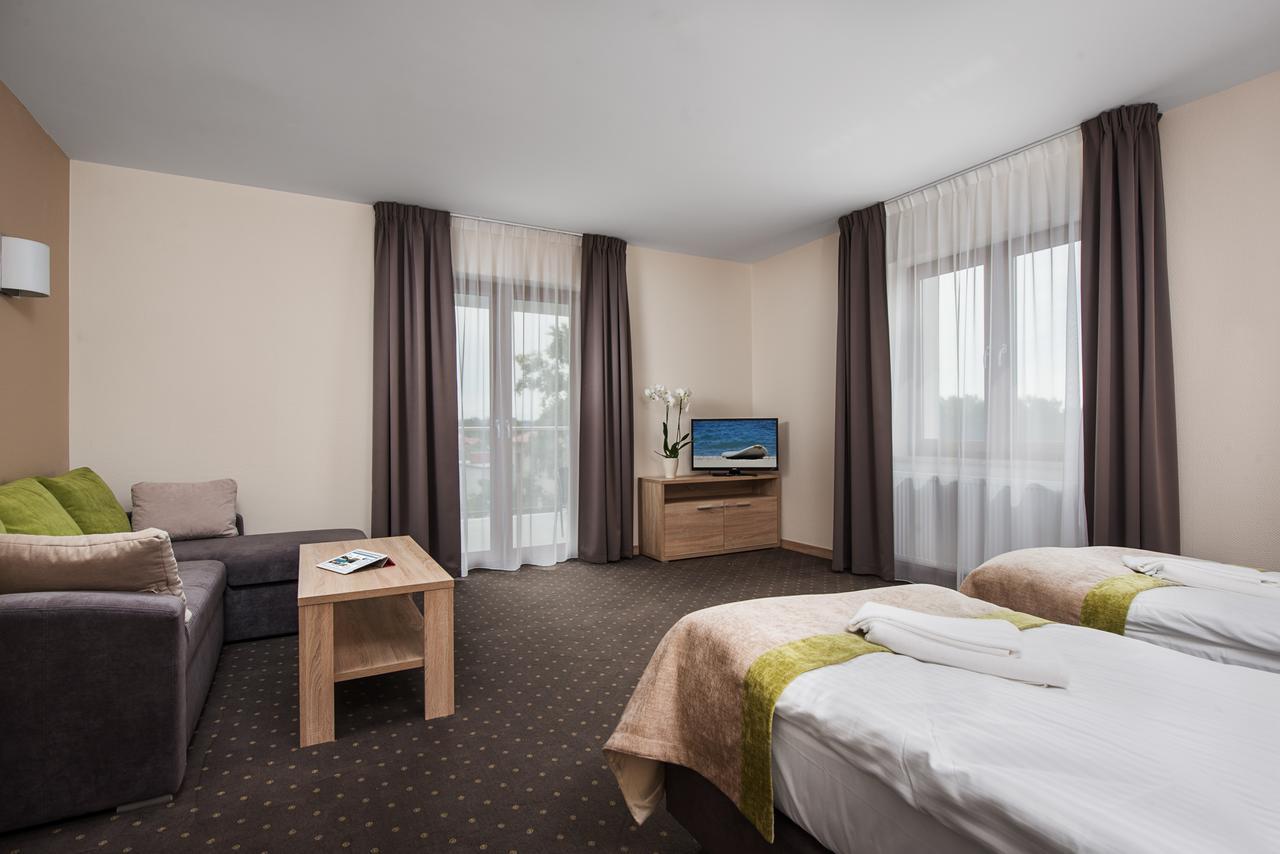 Hotel Szafir Jastrzębia Góra Buitenkant foto